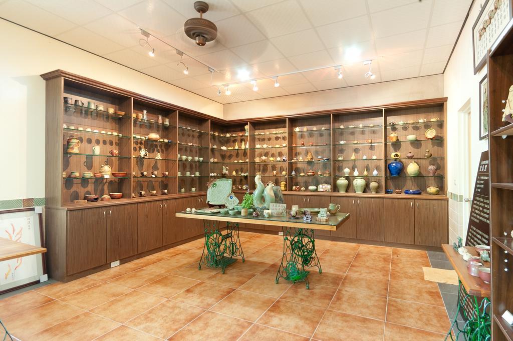 Bed and Breakfast Family Pottery Хенгчун Экстерьер фото
